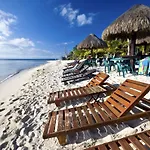 Tivai Beach Cottages